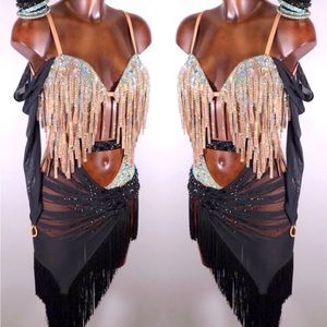 VAKHNER PRO LATIN COMPETITION DANCE DRESS WORN ONCE SIZE 2-4 small